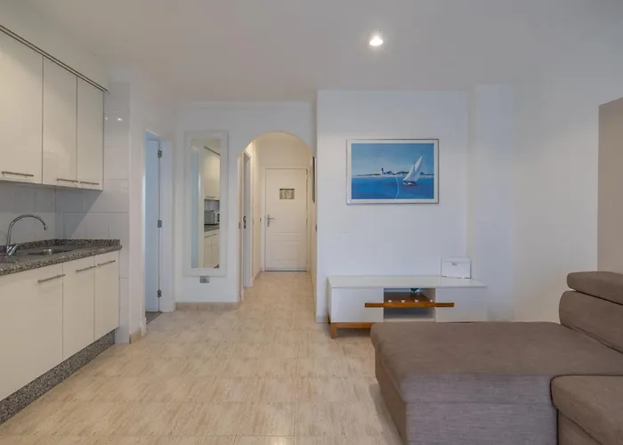 Luxury Near Playa Vistas Apartment *